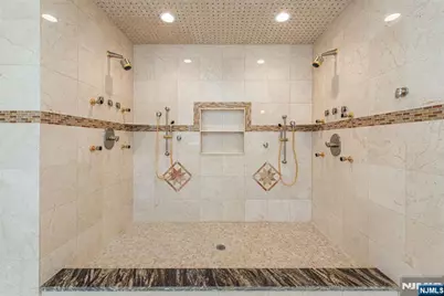 5 Pin Oak, West Caldwell, NJ 07006 - Photo 28