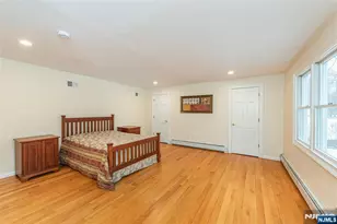 5 Pin Oak, West Caldwell, NJ 07006 - Photo 16