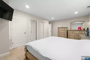 42 Lexington Ln E, West Milford, NJ 07480 - Photo 18