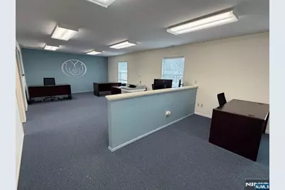 678 Westwood Avenue 2nd Floor #2nd Floor, River Vale Township, NJ 07675 - Photo 8