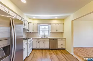 16 Harris St, Haledon, NJ 07508 - Photo 2