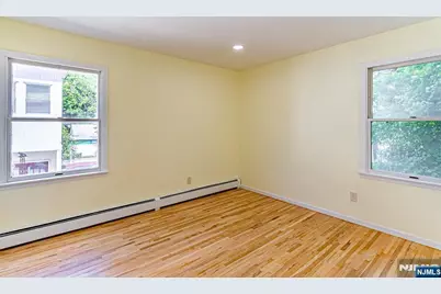 16 Harris Street, Haledon, NJ 07508 - Photo 14