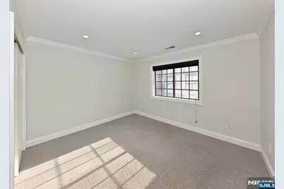 708 Thoreau Court, Mahwah, NJ 07430 - Photo 18