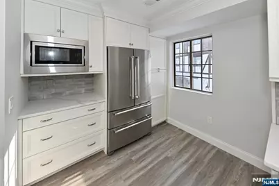 708 Thoreau Court, Mahwah, NJ 07430 - Photo 6