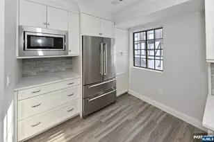 708 Thoreau Ct, Mahwah, NJ 07430 - Photo 6