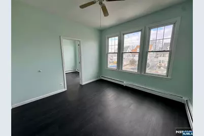 318 Ampere Parkway 2nd Floor #2nd Floor, Bloomfield, NJ 07003 - Photo 12