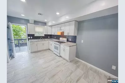 413 S 16th Street, Newark, NJ 07103 - Photo 22