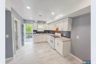 413 S 16th Street, Newark, NJ 07103 - Photo 26