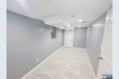 413 S 16th Street, Newark, NJ 07103 - Photo 36