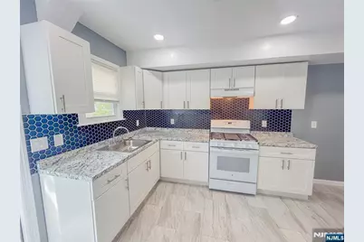 413 S 16th Street, Newark, NJ 07103 - Photo 24