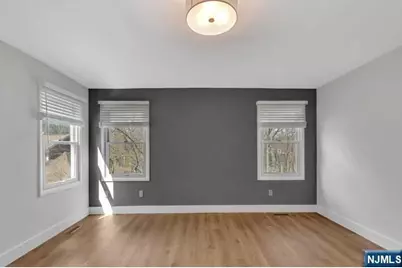 153 Oldwoods Court, Mahwah, NJ 07430 - Photo 22