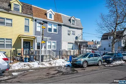 299A 7th Avenue, Newark, NJ 07107 - Photo 4