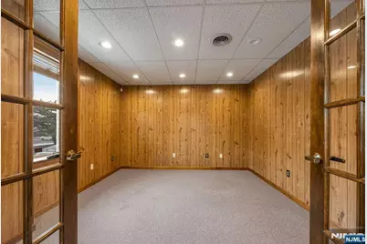 573 Valley Road 5 #5, Wayne, NJ 07470 - Photo 16