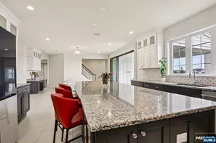 281 Crescent Ave, Mahwah, NJ 07430 - Photo 12