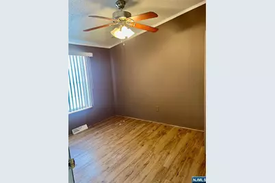 600 Pulis Pulis, Mahwah, NJ 07430 - Photo 8