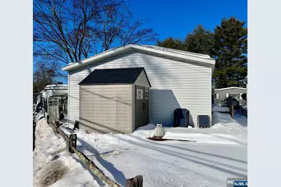 600 Pulis Pulis, Mahwah, NJ 07430 - Photo 2