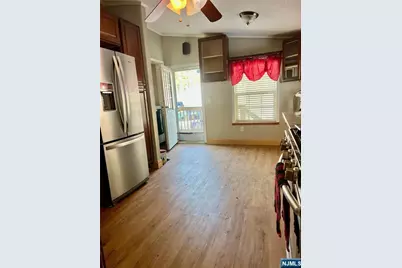 600 Pulis Pulis, Mahwah, NJ 07430 - Photo 4