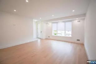 28 Prospect St, Palisades Park, NJ 07650 - Photo 8