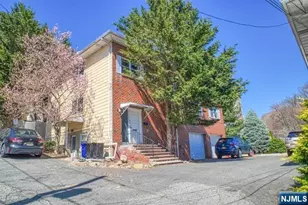 1462B River Rd, Edgewater, NJ 07020 - Photo 1