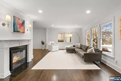 379 Butternut Avenue, Wyckoff Township, NJ 07481 - Photo 4