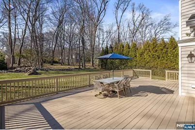 379 Butternut Avenue, Wyckoff Township, NJ 07481 - Photo 18