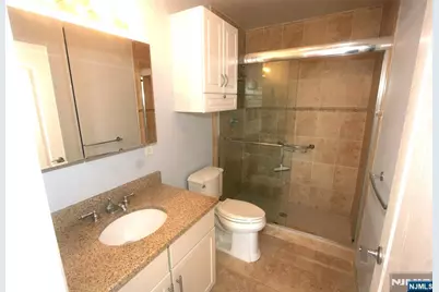 132 Union Avenue 405A #405A, East Rutherford, NJ 07073 - Photo 8