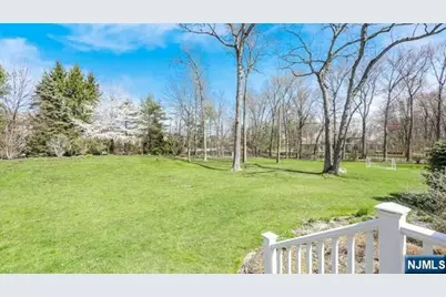 202 Chestnut Ridge Road, Saddle River, NJ 07458 - Photo 48