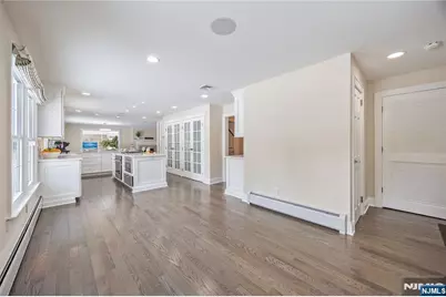 202 Chestnut Ridge Road, Saddle River, NJ 07458 - Photo 18
