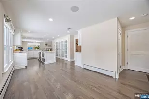 202 Chestnut Ridge Rd, Saddle River, NJ 07458 - Photo 18