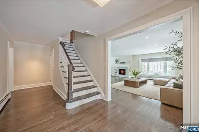 202 Chestnut Ridge Road, Saddle River, NJ 07458 - Photo 8