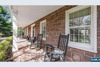 202 Chestnut Ridge Road, Saddle River, NJ 07458 - Photo 6