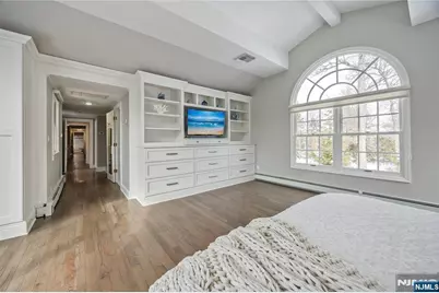 202 Chestnut Ridge Road, Saddle River, NJ 07458 - Photo 28
