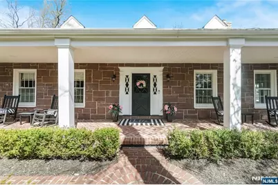 202 Chestnut Ridge Road, Saddle River, NJ 07458 - Photo 6
