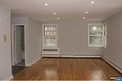 819 Bloomfield Avenue 10 #10, Montclair, NJ 07042 - Photo 4