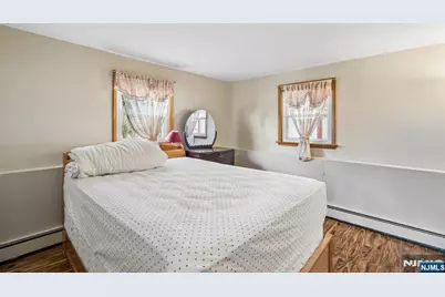 201 Rockland Avenue, River Vale Township, NJ 07675 - Photo 20