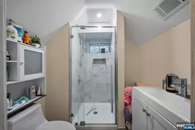 51 Garden Street, Teaneck Township, NJ 07666 - Photo 16