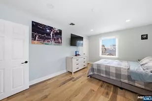 444 Oncrest Terrace, Cliffside Park, NJ 07010 - Photo 20