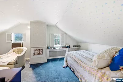 525 Franklin Avenue, Franklin Lakes, NJ 07417 - Photo 16