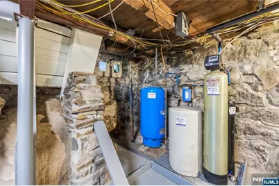 525 Franklin Avenue, Franklin Lakes, NJ 07417 - Photo 26