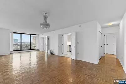 900 Palisade Avenue 8B #8B, Fort Lee, NJ 07024 - Photo 2