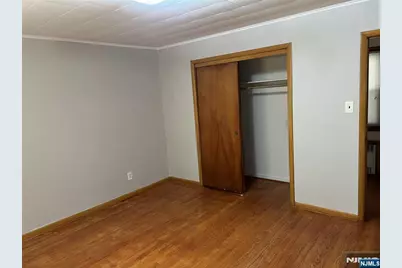 421 Hamilton 1 #1, Harrison, NJ 07029 - Photo 10