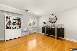 1070 Cumbermeade Rd, Fort Lee, NJ 07024 - Photo 4