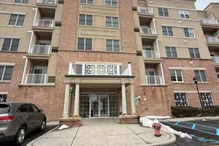 1203 Windsor Park Ct 203, Englewood, NJ 07631 - Photo 1
