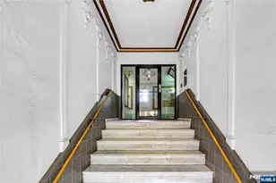 527 34th Street D2, Union City, NJ 07087 - Photo 18