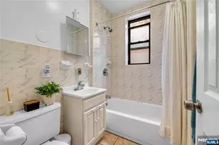 527 34th Street D2, Union City, NJ 07087 - Photo 6