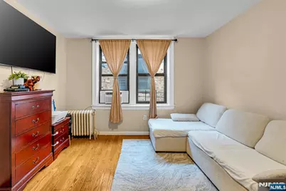 527 34th Street D2 #D2, Union City, NJ 07087 - Photo 8