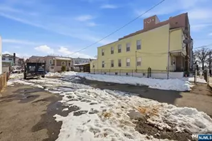 693 8th St, Newark, NJ 07107 - Photo 22