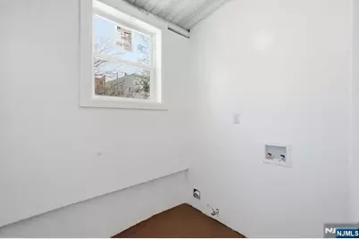 693 8th Street, Newark, NJ 07107 - Photo 18