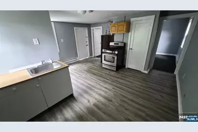 309 Hudson Street, Hackensack, NJ 07601 - Photo 6