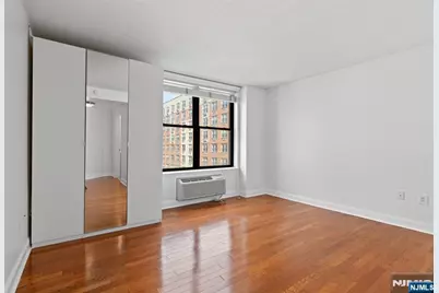 4301 Park Avenue 6D #6D, Union City, NJ 07087 - Photo 10